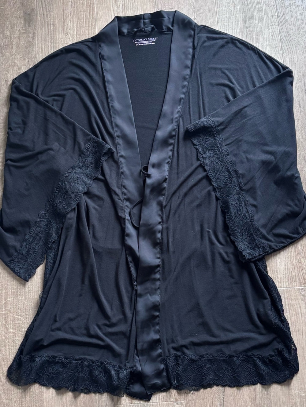 Victoria's Secret Lace-Trim Modal Kimono in Black